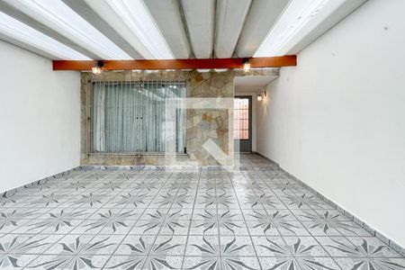 Casa à venda com 185m², 3 quartos e 2 vagas Casa à venda com 185m², 3 quartos e 2 vagasGaragem