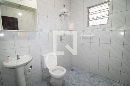 Casa para alugar com 119m², 4 quartos e 3 vagasBanheiro 1