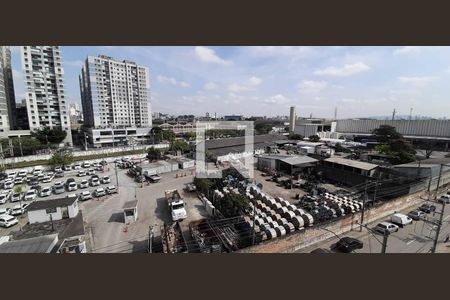 Apartamento à venda com 24m², 1 quarto e sem vagaVista Sacada/ lavanderia 