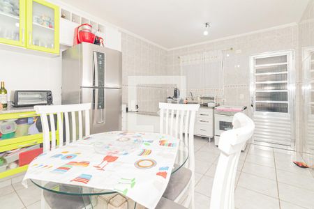 Casa à venda com 151m², 3 quartos e 2 vagasCozinha