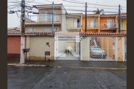 Casa à venda com 151m², 3 quartos e 2 vagasFachada