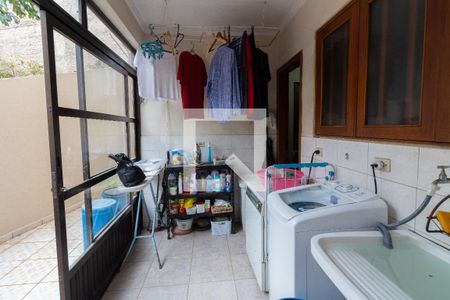 Casa à venda com 200m², 3 quartos e 3 vagasÁrea de Serviço