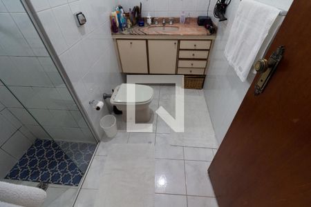 Casa à venda com 200m², 3 quartos e 3 vagasBanheiro da Suíte 2