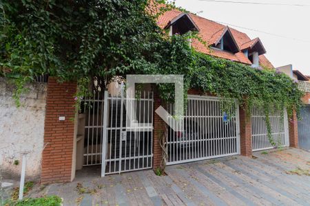 Casa à venda com 200m², 3 quartos e 3 vagasFachada