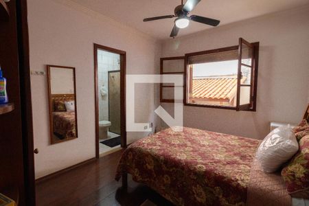 Casa à venda com 200m², 3 quartos e 3 vagasSuíte 3