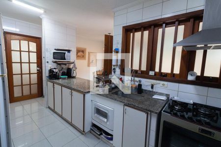 Casa à venda com 200m², 3 quartos e 3 vagasCozinha