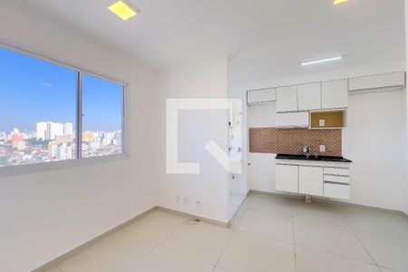 Sala e cozinha de apartamento à venda com 2 quartos, 38m² em Cambuci, São Paulo