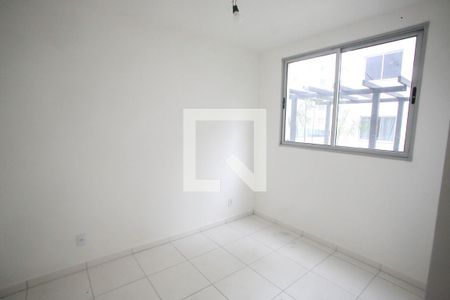 Quarto 1 de apartamento para alugar com 2 quartos, 55m² em Pechincha, Rio de Janeiro