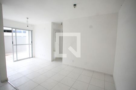 Sala de apartamento para alugar com 2 quartos, 55m² em Pechincha, Rio de Janeiro