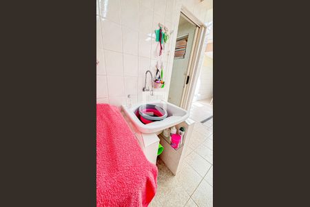 Casa à venda com 186m², 3 quartos e 3 vagas Casa à venda com 186m², 3 quartos e 3 vagasÁrea de Serviço