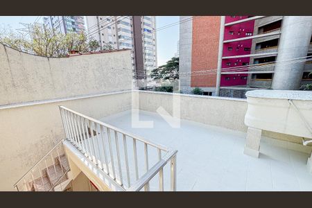 Casa à venda com 186m², 3 quartos e 3 vagas Casa à venda com 186m², 3 quartos e 3 vagasÁrea de Serviço
