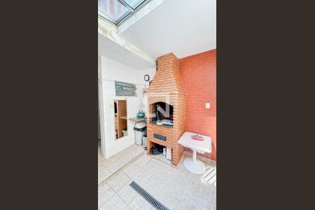 Casa à venda com 186m², 3 quartos e 3 vagas Casa à venda com 186m², 3 quartos e 3 vagasQuintal