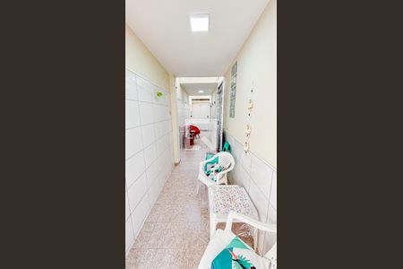 Casa à venda com 186m², 3 quartos e 3 vagas Casa à venda com 186m², 3 quartos e 3 vagasCorredor