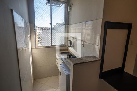 Studio à venda com 28m², 1 quarto e sem vaga Studio à venda com 28m², 1 quarto e sem vagaCozinha