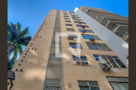 Studio à venda com 28m², 1 quarto e sem vaga Studio à venda com 28m², 1 quarto e sem vagaFachada do Prédio