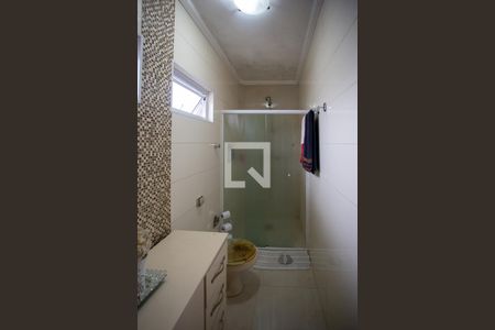 Casa à venda com 166m², 4 quartos e 4 vagas Casa à venda com 166m², 4 quartos e 4 vagasBanheiro da Suíte