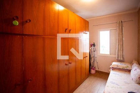 Casa à venda com 166m², 4 quartos e 4 vagas Casa à venda com 166m², 4 quartos e 4 vagasQuarto 3