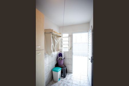 Casa à venda com 166m², 4 quartos e 4 vagas Casa à venda com 166m², 4 quartos e 4 vagasÁrea de Serviço