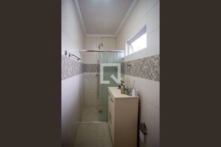 Casa à venda com 166m², 4 quartos e 4 vagas Casa à venda com 166m², 4 quartos e 4 vagasBanheiro Social