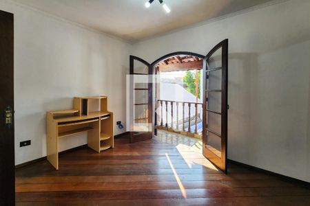 Casa à venda com 152m², 3 quartos e 2 vagasSuíte