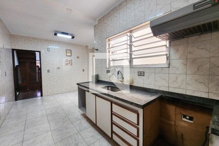 Casa à venda com 152m², 3 quartos e 2 vagasCozinha