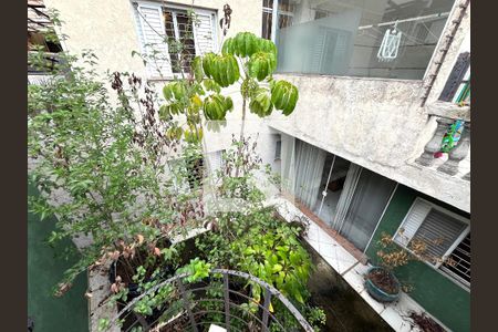 Casa à venda com 600m², 6 quartos e 5 vagas Casa à venda com 600m², 6 quartos e 5 vagasÁrea externa