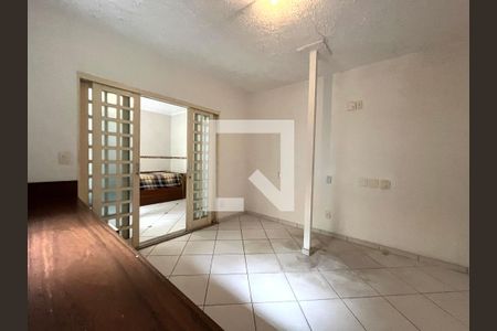 Casa à venda com 600m², 6 quartos e 5 vagas Casa à venda com 600m², 6 quartos e 5 vagasSuite 4