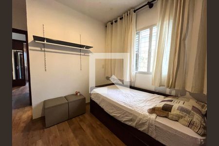 Casa à venda com 600m², 6 quartos e 5 vagas Casa à venda com 600m², 6 quartos e 5 vagasSuite 2