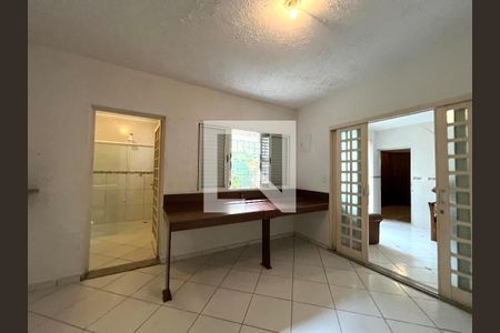 Casa à venda com 600m², 6 quartos e 5 vagas Casa à venda com 600m², 6 quartos e 5 vagasSuite 4