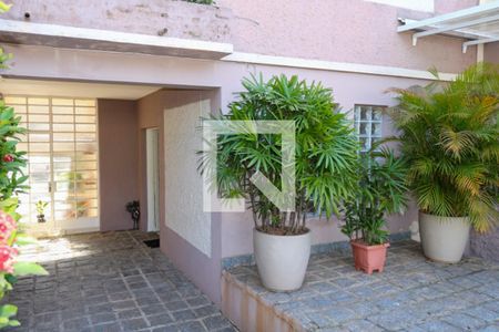 Casa à venda com 158m², 3 quartos e 2 vagas Casa à venda com 158m², 3 quartos e 2 vagasGaragem