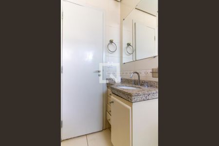 Apartamento à venda com 67m², 2 quartos e 2 vagasBanheiro Social