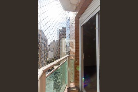 Apartamento à venda com 67m², 2 quartos e 2 vagasVaranda do quarto 2