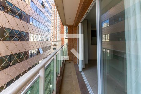 Apartamento à venda com 67m², 2 quartos e 2 vagasVaranda Sala