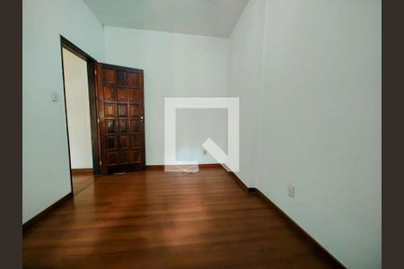 Casa à venda com 4 quartos, 210m² em Fonseca, Niterói
