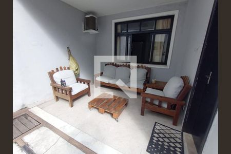 Casa à venda com 5 quartos, 350m² em Anil, Rio de Janeiro