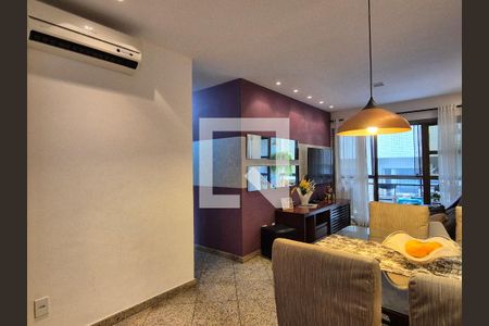 Sala de apartamento para alugar com 3 quartos, 85m² em Recreio dos Bandeirantes, Rio de Janeiro