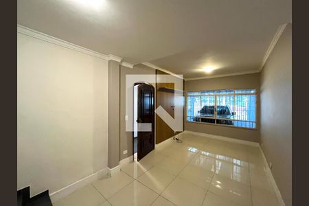 Sala de casa para alugar com 3 quartos, 130m² em Planalto Paulista, São Paulo