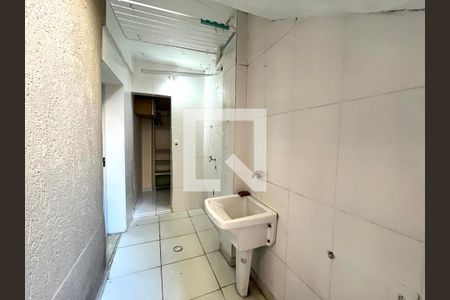 Casa para alugar com 130m², 3 quartos e 1 vaga Casa para alugar com 130m², 3 quartos e 1 vagaÁrea de Serviço