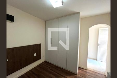 Casa para alugar com 130m², 3 quartos e 1 vaga Casa para alugar com 130m², 3 quartos e 1 vagaEdícula - Quarto 3