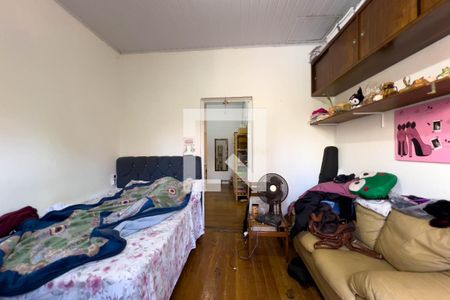 Casa à venda com 350m², 4 quartos e 2 vagasQuarto 4