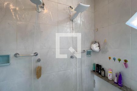 Casa à venda com 350m², 4 quartos e 2 vagasBanheiro do quarto 1