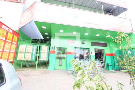 Apartamento para alugar com 80m², 2 quartos e sem vagaFachada