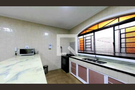 Casa à venda com 238m², 3 quartos e 2 vagasFoto 10