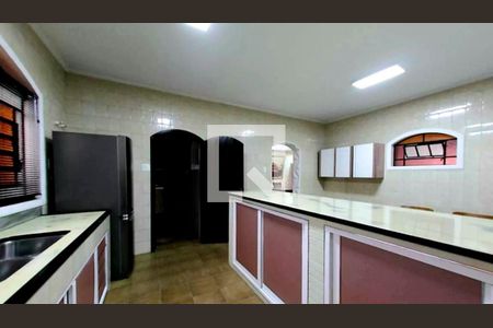 Casa à venda com 238m², 3 quartos e 2 vagasFoto 12