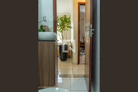 Apartamento para alugar com 66m², 2 quartos e 2 vagasBanheiro Social