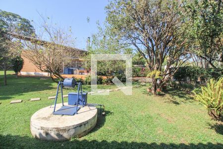 Casa à venda com 453m², 4 quartos e 8 vagas Casa à venda com 453m², 4 quartos e 8 vagasEdícula - Quarto 2 Vista