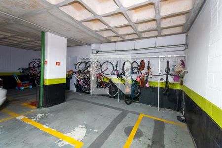 Apartamento à venda com 65m², 2 quartos e 1 vagaÁrea comum