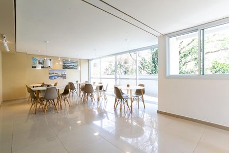 Studio à venda com 33m², 1 quarto e 1 vaga Studio à venda com 33m², 1 quarto e 1 vagaÁrea comum - Salão de festas