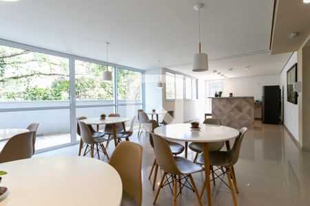 Studio à venda com 33m², 1 quarto e 1 vaga Studio à venda com 33m², 1 quarto e 1 vagaÁrea comum - Salão de festas