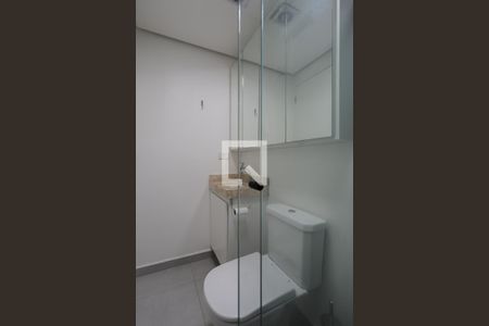 Studio - Banheiro de kitnet/studio para alugar com 1 quarto, 33m² em Santana, São Paulo